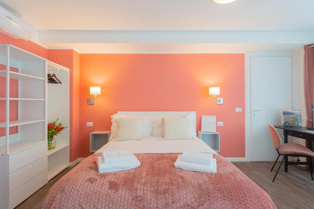 Enchanted Como Lake - Tremezzo Apartments By Rent All Como Exteriér fotografie